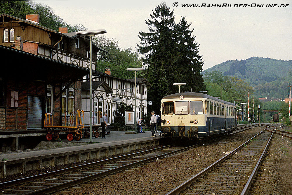 515 515 im Mai 1989 im Bf. Bad Lauterberg.